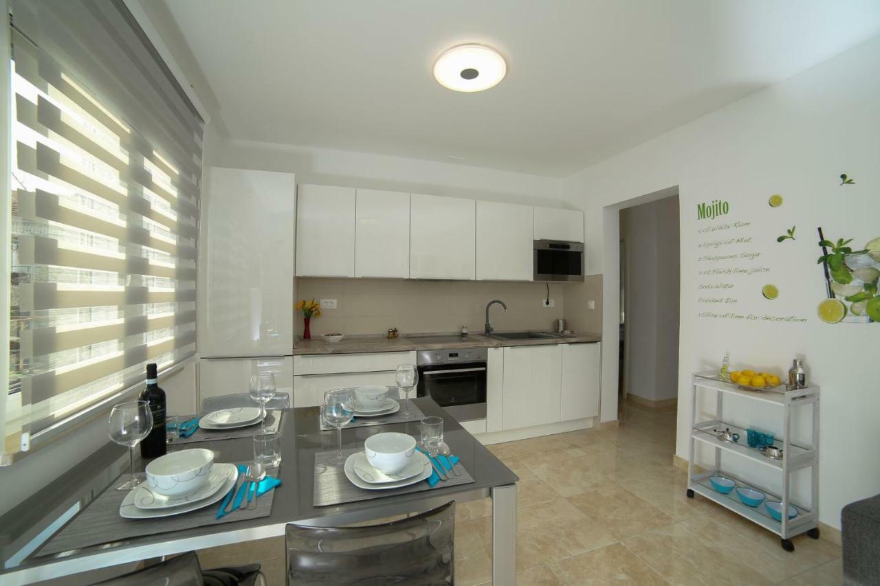 Amazing Luxury 4Star Apartment Laura Supetar Zewnętrze zdjęcie