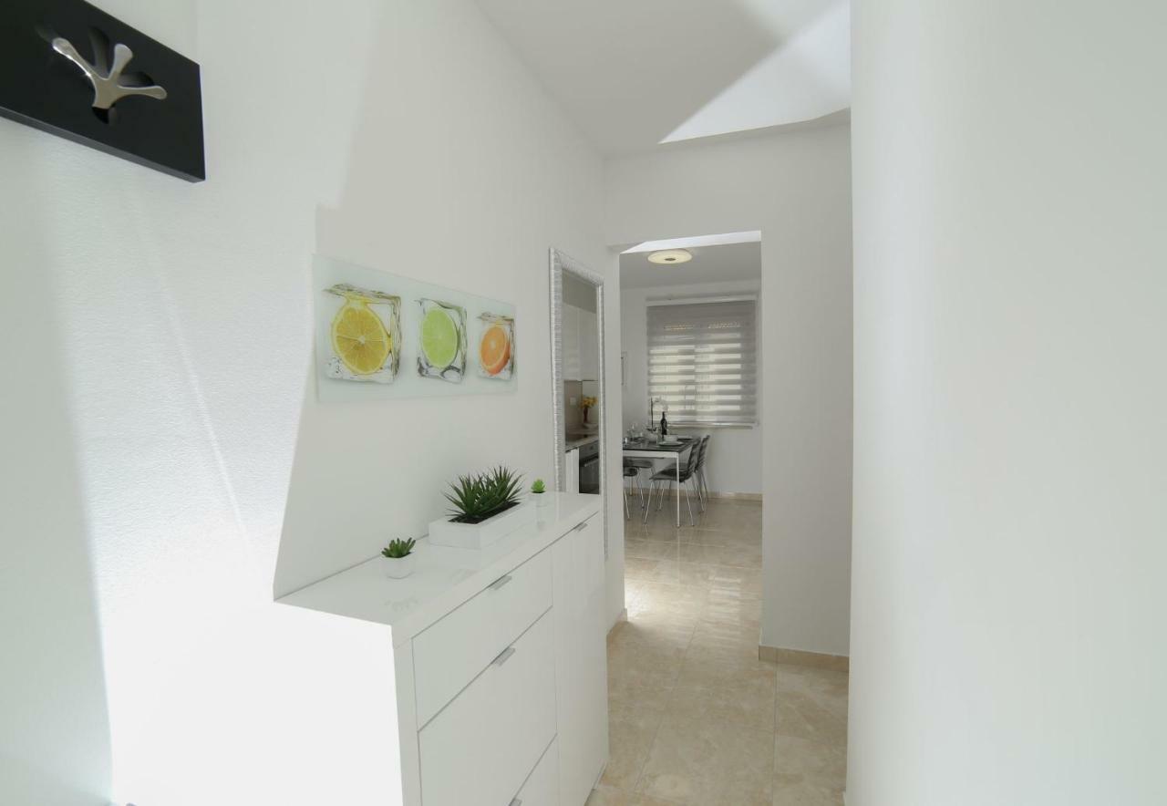 Amazing Luxury 4Star Apartment Laura Supetar Zewnętrze zdjęcie