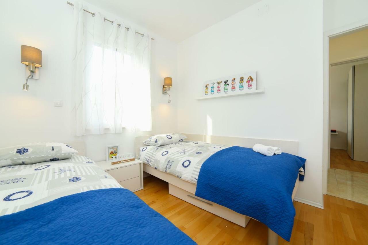 Amazing Luxury 4Star Apartment Laura Supetar Zewnętrze zdjęcie